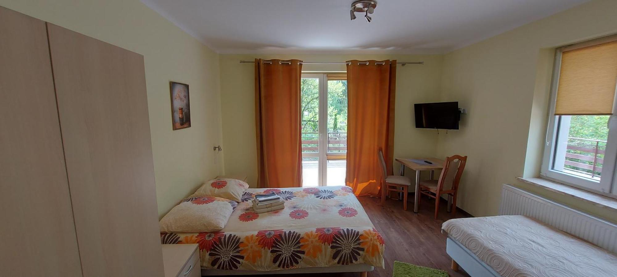 Pokoje Goscinne Stokrotka Nałęczów Exterior foto